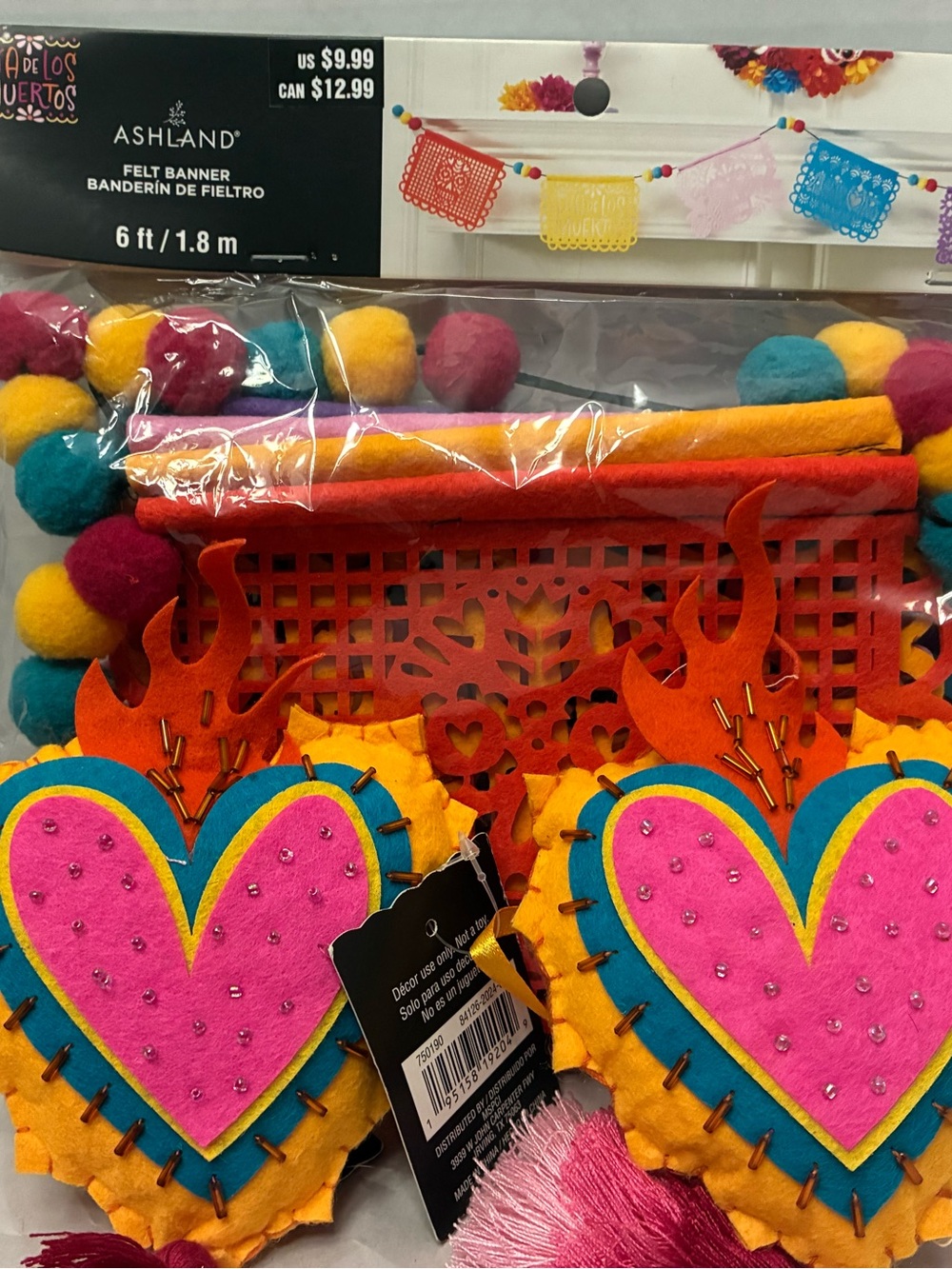 Ashland Dia de los Muertos Bright Pink Teal Yellow Felt Heart Banner Garland